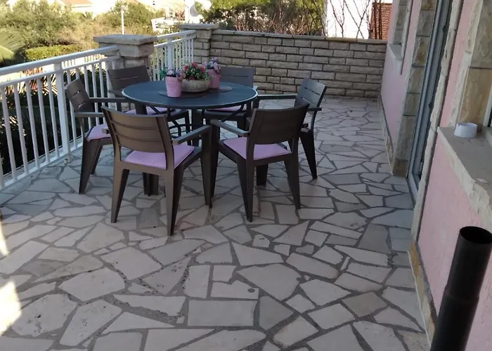 Dospalmeras * 维尔